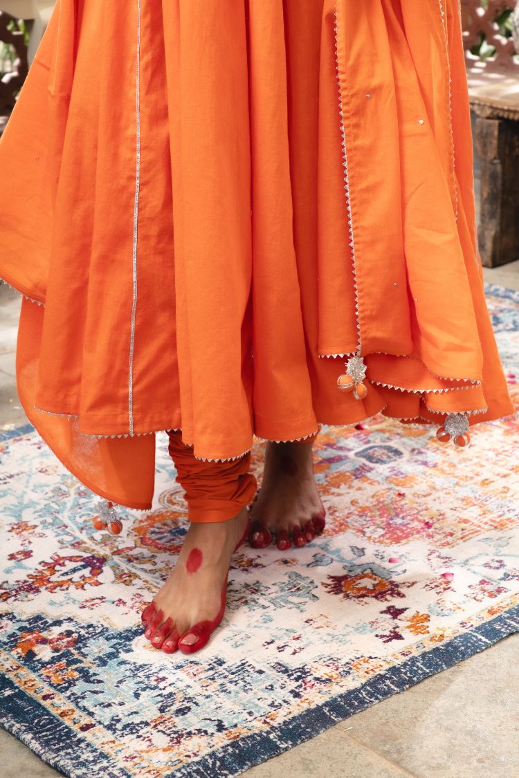 'NOOR BAANO' Tangerine Mulmul Cotton Anarkali (Set Of 3)