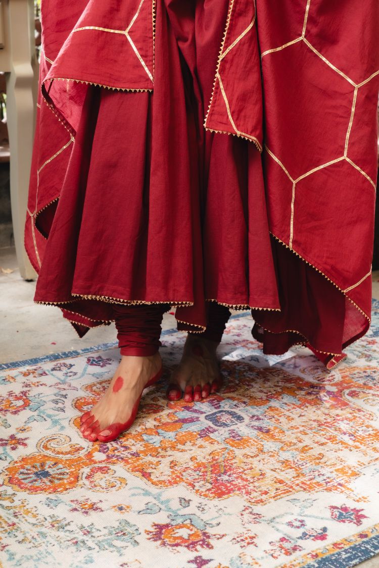 'GULABJAL' Maroon Mulmul Cotton Anarkali (Set Of 3)