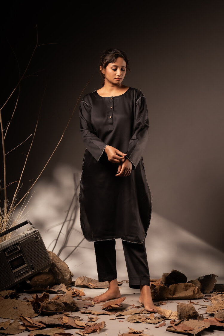 'MANINI' Cotton Silk Kurta Set