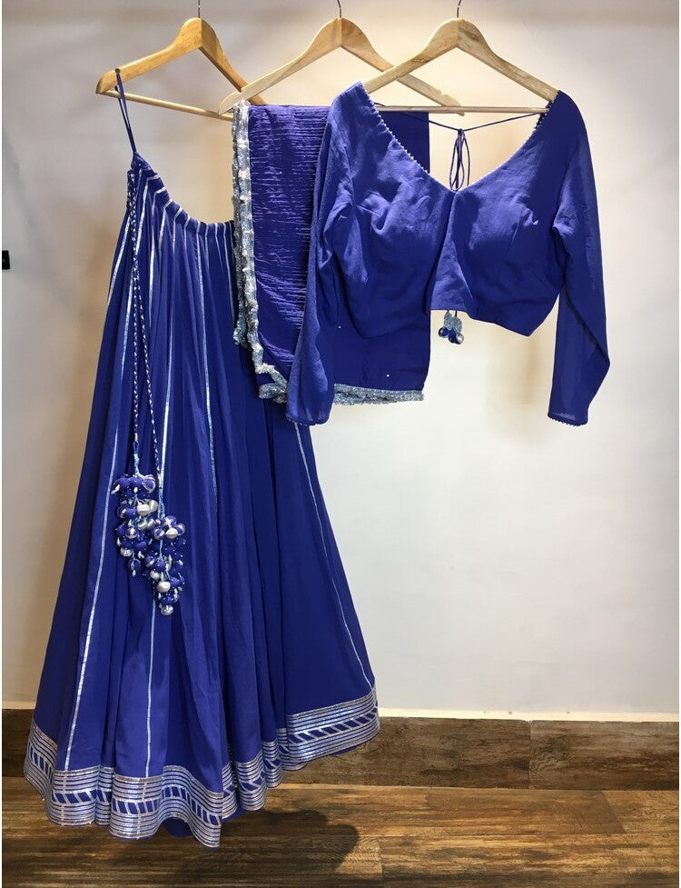 'NILAYA' Blue Mulmul Cotton Kalidar Ghaghra (Set Of 3)
