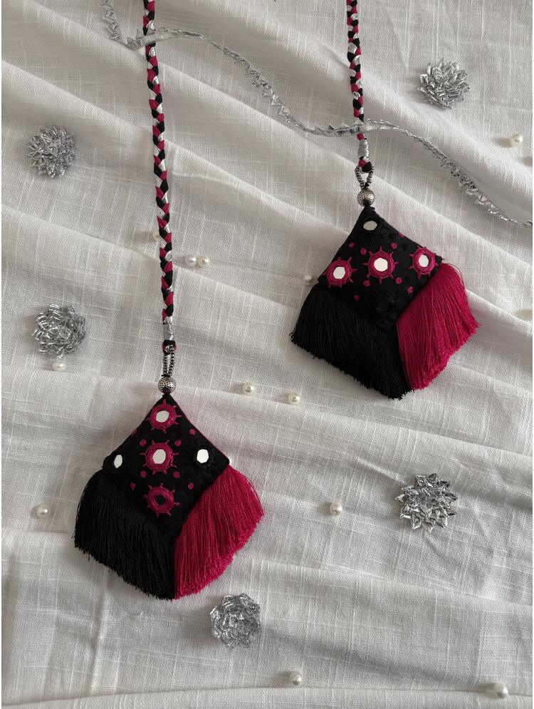 'MADHURIKA' Black & Pink Hand Crafted Tassels