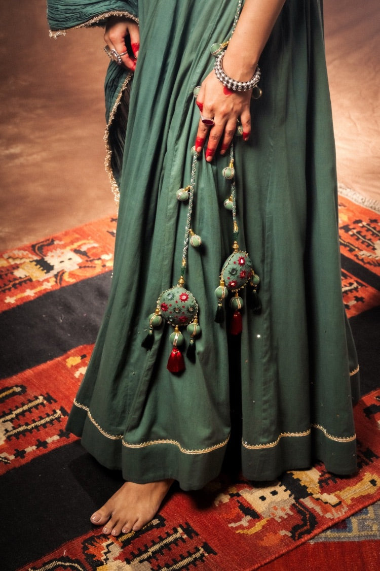 'MANDAKINI' Green Mulmul Cotton Kalidar Ghaghra (Set Of 3)