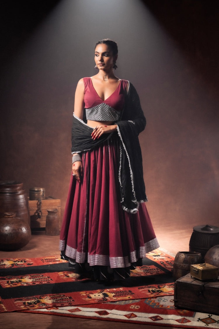 'MANMOHINI' Maroon And Black Double Layered Mulmul Cotton Kalidar Ghaghra (Set Of 3)