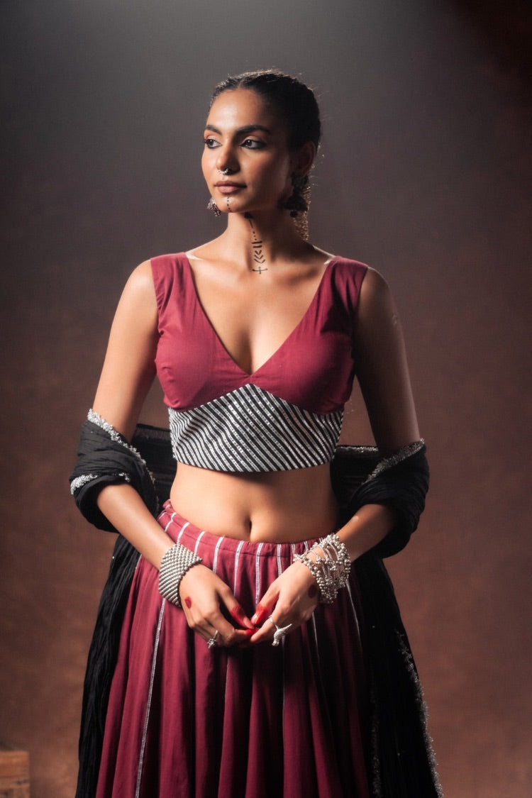 'MANMOHINI' Maroon And Black Double Layered Mulmul Cotton Kalidar Ghaghra (Set Of 3)