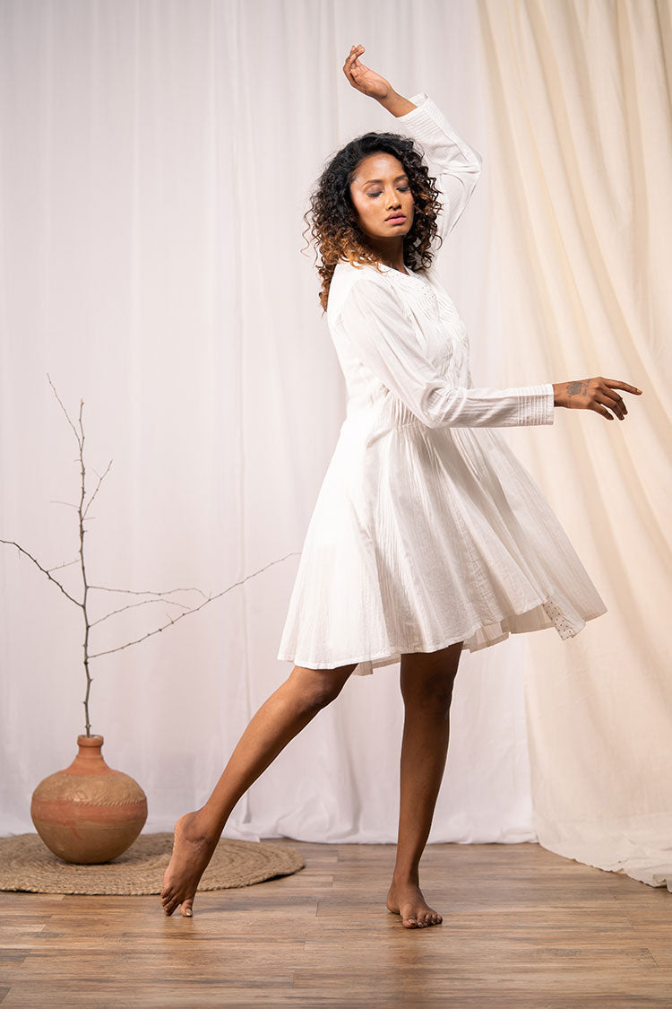 GOLDEN CASCADE' Off White Mulmul Cotton Dress TARAASI GOLDEN CASCADE' Off White Mulmul Cotton Dress TARAASI