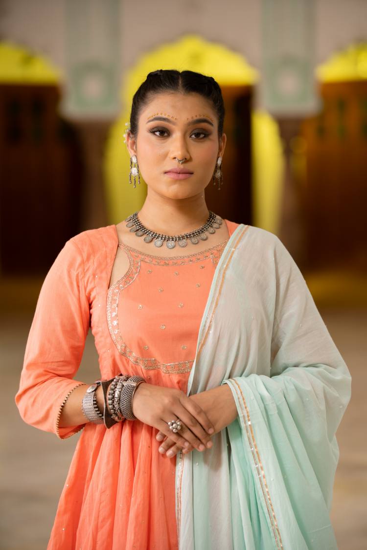 'BOOND' Coral Mulmul Cotton Kalidar Choga