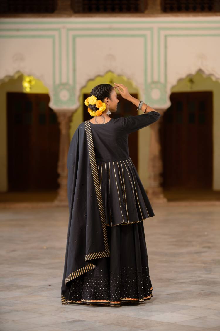 'ULFAT' Black Mulmul Cotton Kalidar Ghaghra