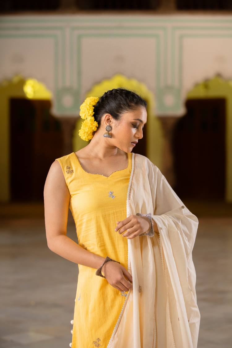 'NAKHRALI' Sunshine Yellow Mulmul Cotton Kalidar Ghaghra (Set Of 3)