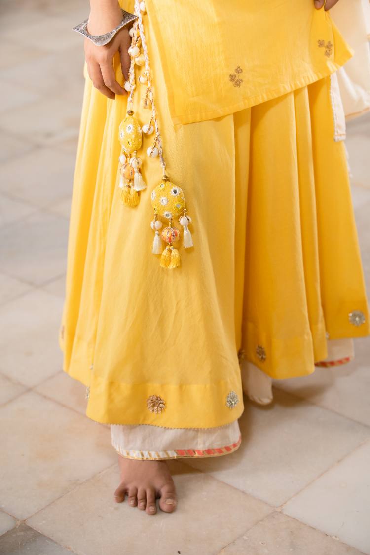 'NAKHRALI' Sunshine Yellow Mulmul Cotton Kalidar Ghaghra (Set Of 3)