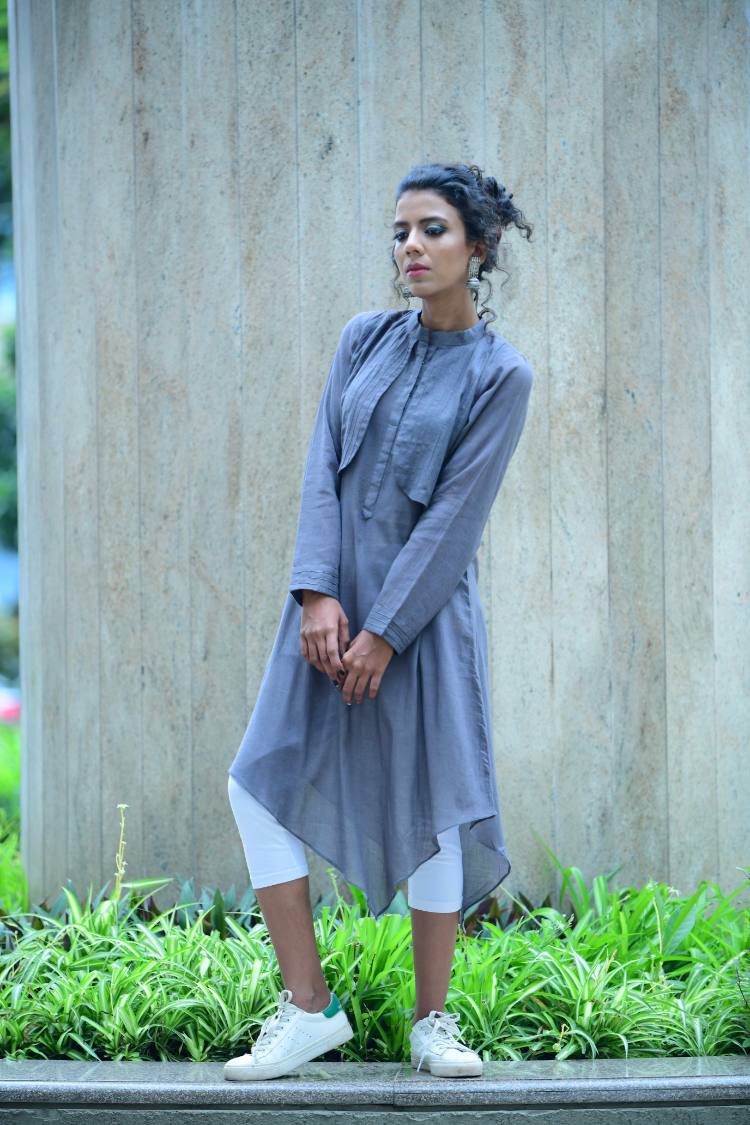 'TIGHT HUG' Mulmul Cotton Dress