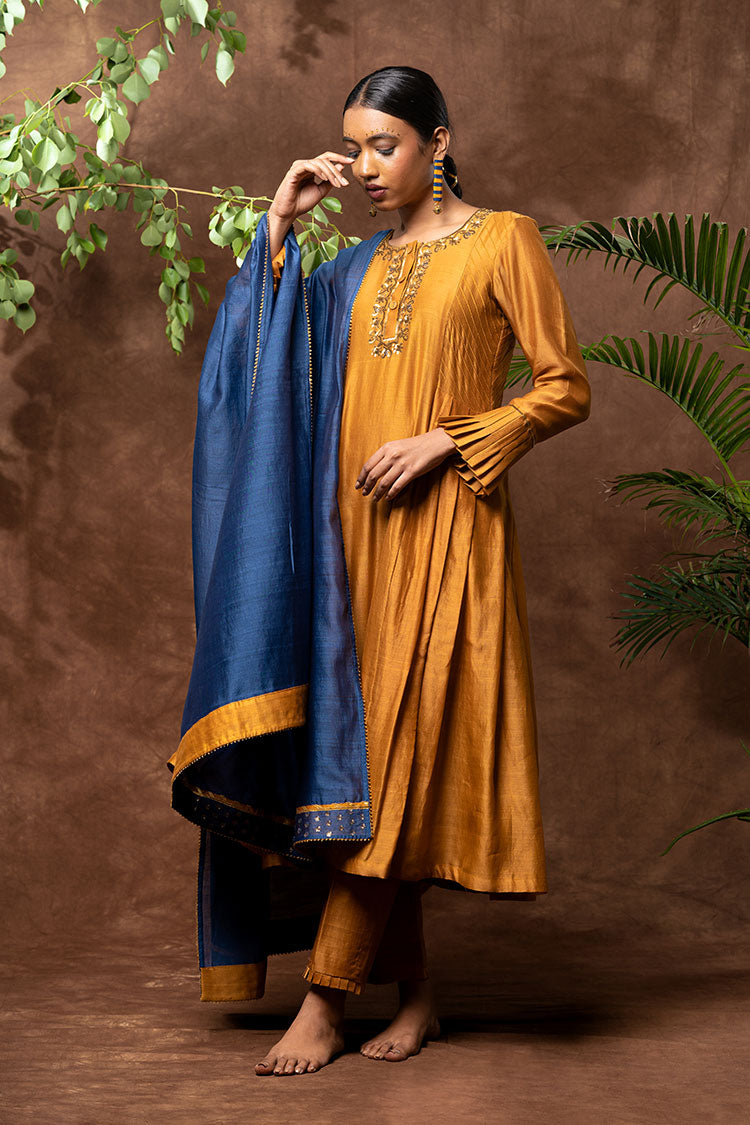 Studio Sample - 'NAWABI' Handloom Chanderi Silk Hand Embroidered Kurta, Pant & Dupatta Set
