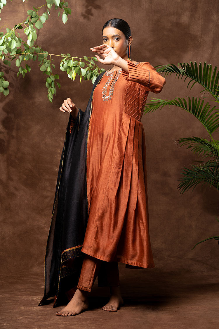 Studio Sample - 'NAWABI' Handloom Chanderi Silk Hand Embroidered Kurta & Pant Set