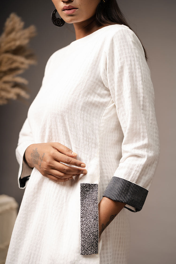 'SPRINKLE' White Handwoven Cotton Dress