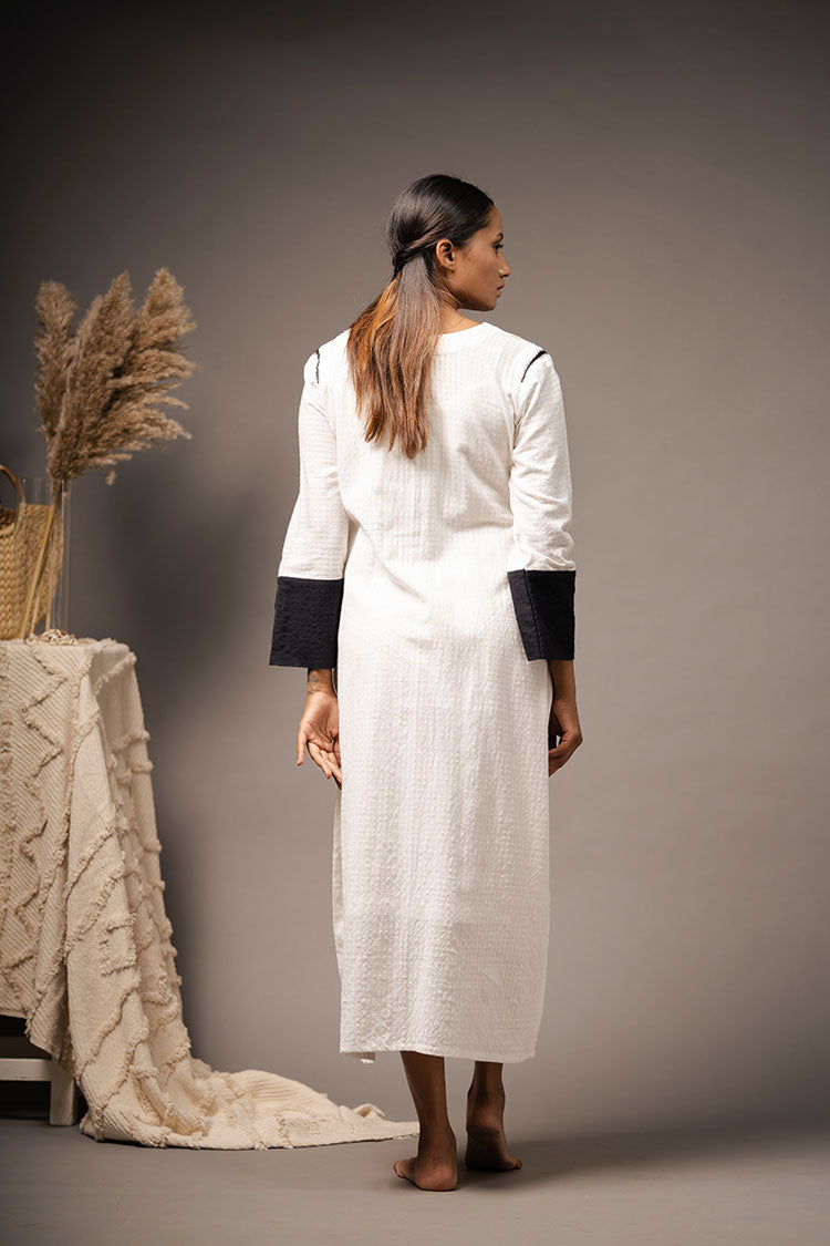 'ILLUSION' White Handwoven Cotton Dress