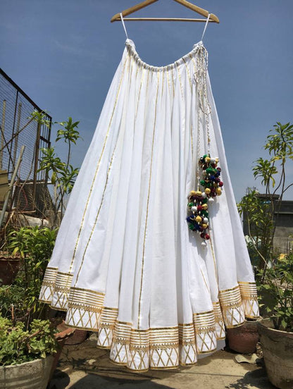 'DOODH PEDA' White Mulmul Cotton Kalidar Ghaghra