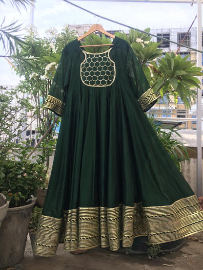 'CHAMPA' Bottle Green Handloom Chanderi Silk Anarkali