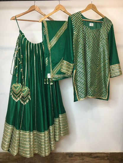 'MRIGNAYANI' Green Handloom Chanderi Silk Kalidar Ghaghra (Set Of 3)
