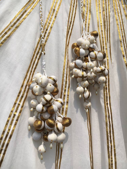 'NAZM' White Mulmul Cotton Kalidar Ghaghra