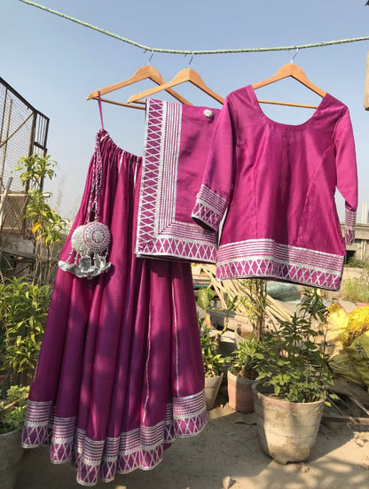 'SHAHI JAMUN' Purple Handloom Chanderi Silk Kalidar Ghaghra (Set Of 3)