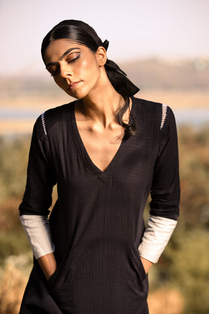 'ILLUSION' Black Handwoven Cotton Dress