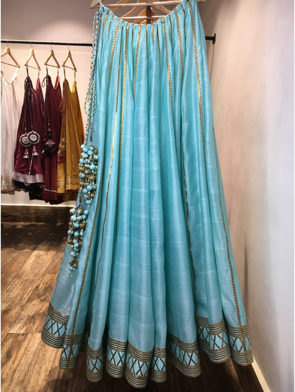 'SHABNAM-E-NEEL' Mint Green Handloom Chanderi Silk Kalidar Ghaghra