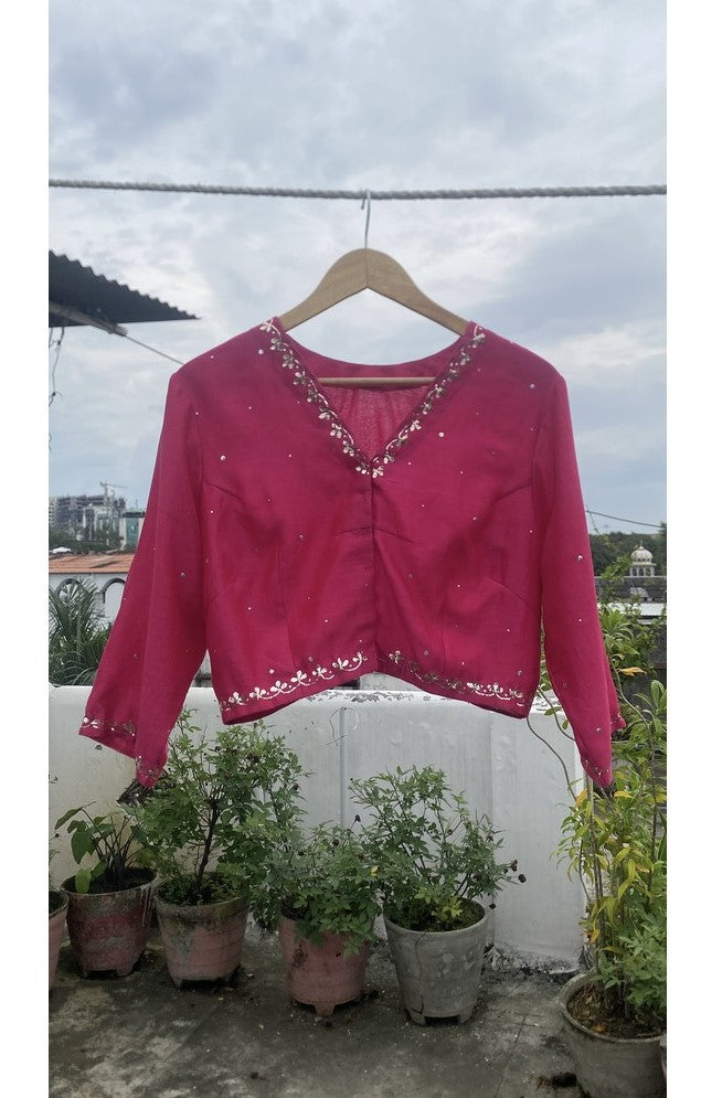 'ISHQ CHANDERI' Rani Pink Handloom Chanderi Silk Saree (Set Of 2)