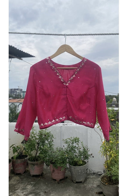 'ISHQ CHANDERI' Rani Pink Handloom Chanderi Silk Saree (Set Of 2)