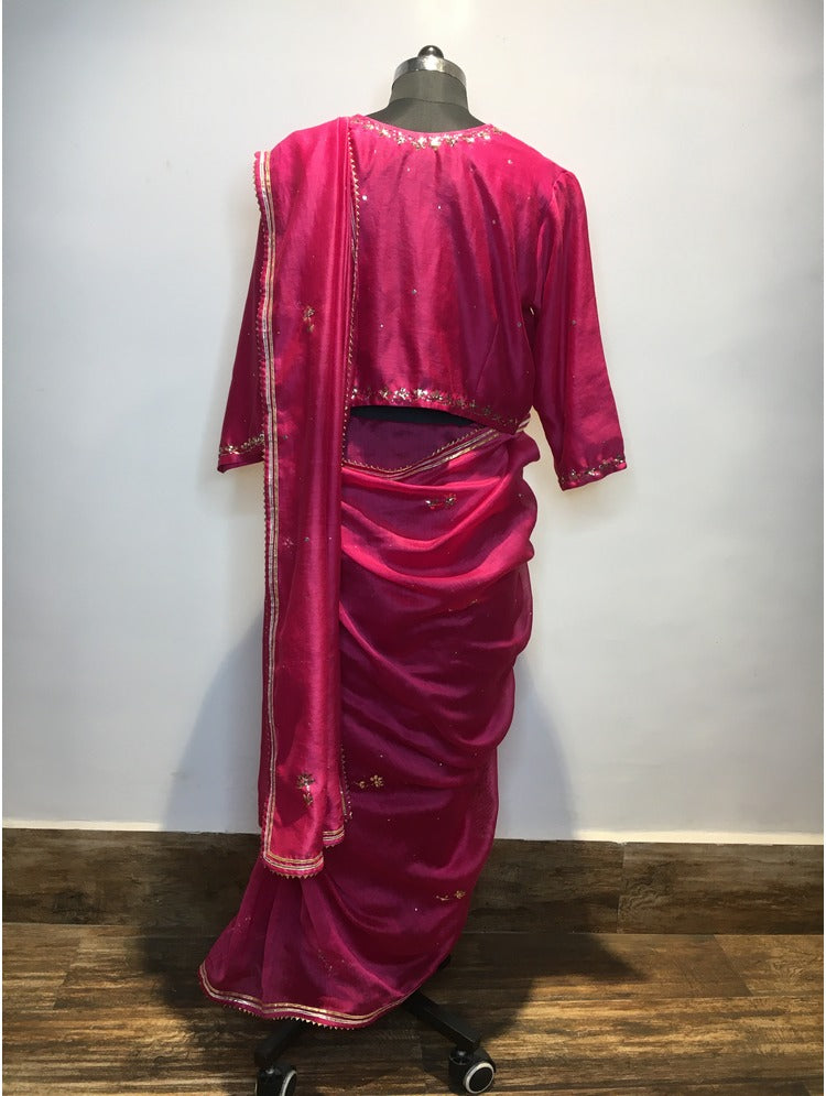 'ISHQ CHANDERI' Rani Pink Handloom Chanderi Silk Saree
