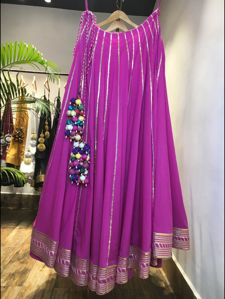 'PAARO' Raani Pink Mulmul  Cotton Kalidar Ghaghra