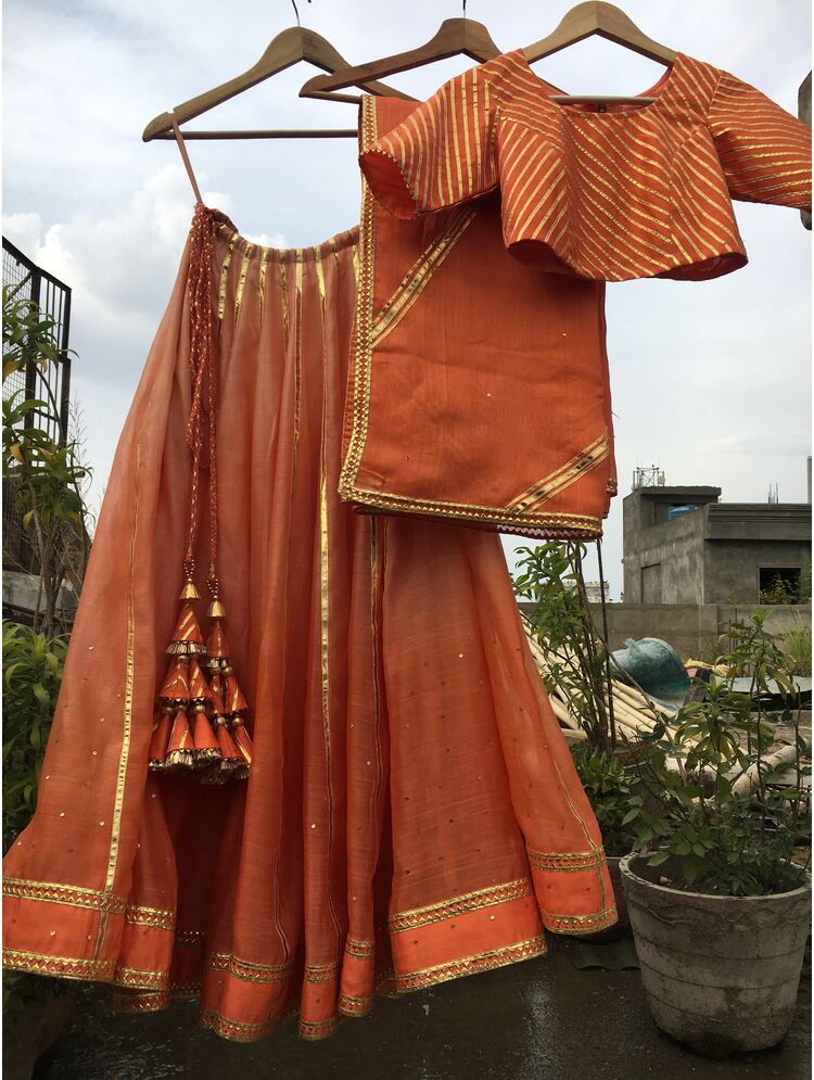 'KANISHKA' Orange Ombre Handloom Chanderi Silk Kalidar Ghaghra (Set of 3)