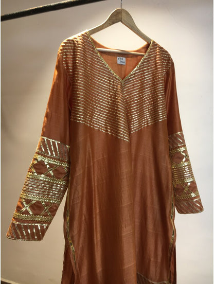 'BASRA' Handloom Chanderi Silk Kurta