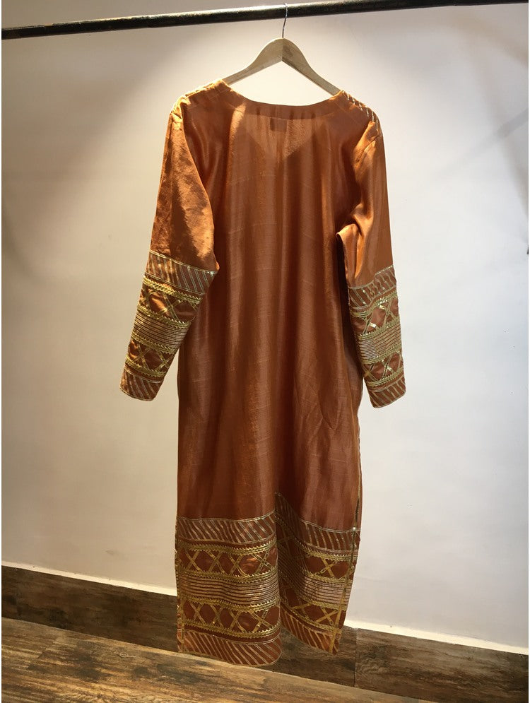'BASRA' Handloom Chanderi Silk Kurta