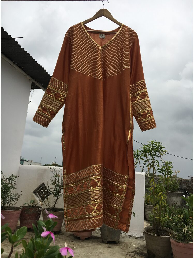 'BASRA' Handloom Chanderi Silk Kurta