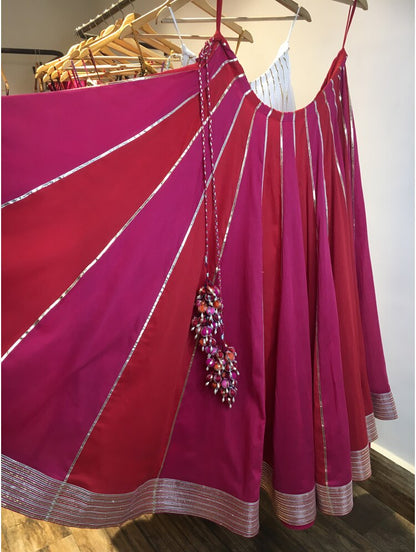 'RANG TAARA' Pink & Red Mulmul Cotton Kalidar Ghaghra