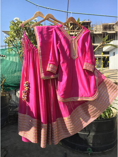 'JHILMIL' Rani Pink Handloom Chanderi Silk Kalidar Sharara (Set Of 3)