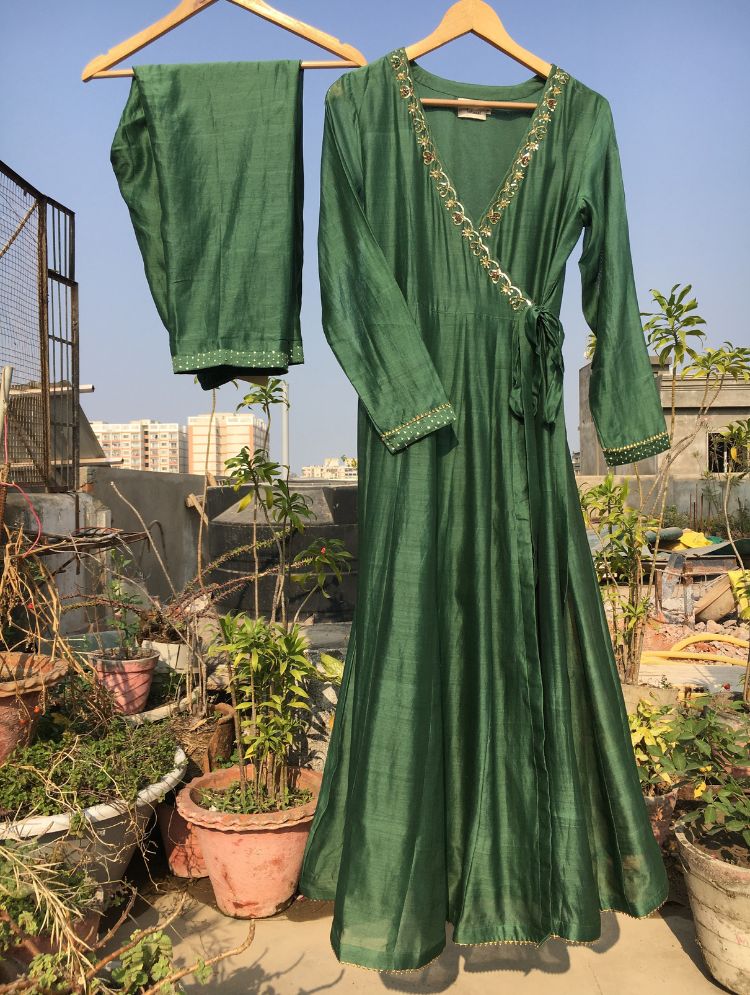 Studio Sample - 'FAQAT' Handloom Chanderi Silk Hand Embroidered Anarkali Kurta & Pant Set