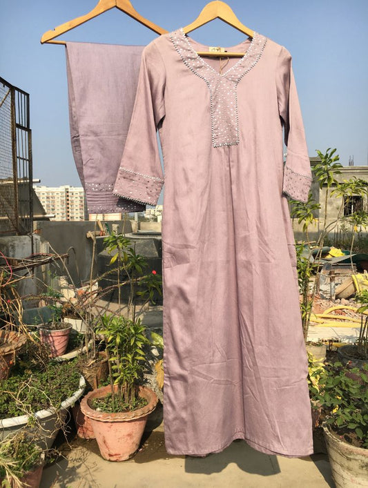 Studio Sample - 'NAAZ' Cotton Silk Hand Embroidered Kurta & Pant Set