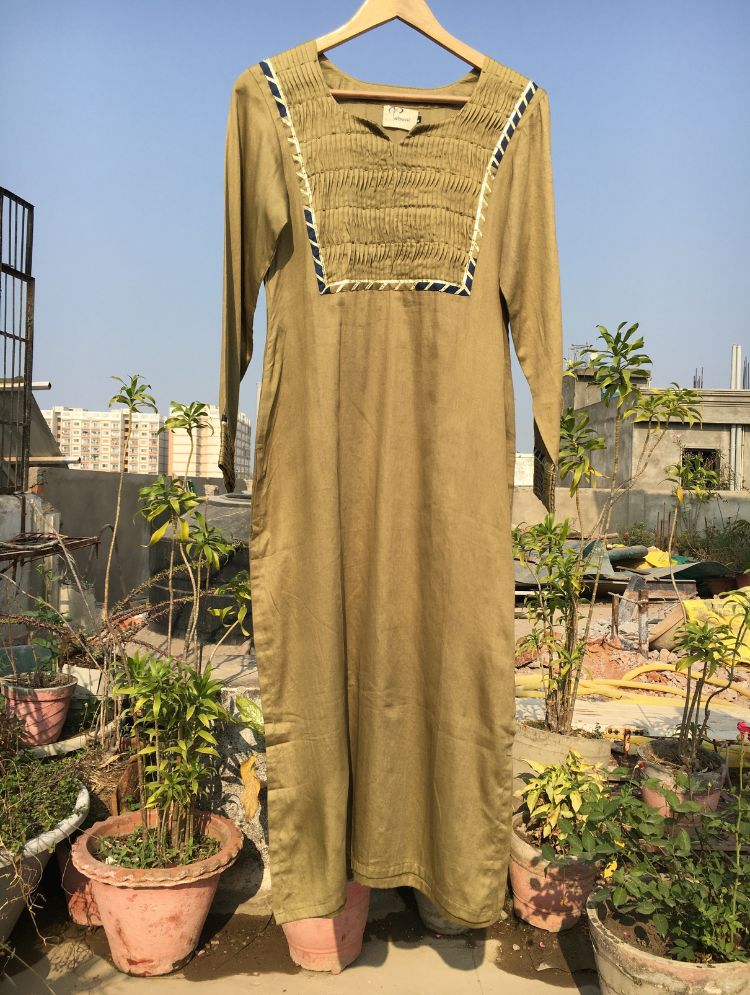 Studio Sample - 'LAKEERAIN' Cotton Silk Hand Embroidered Kurta