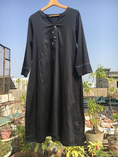Studio Sample - 'KAJRI' Cotton Silk Kurta Set