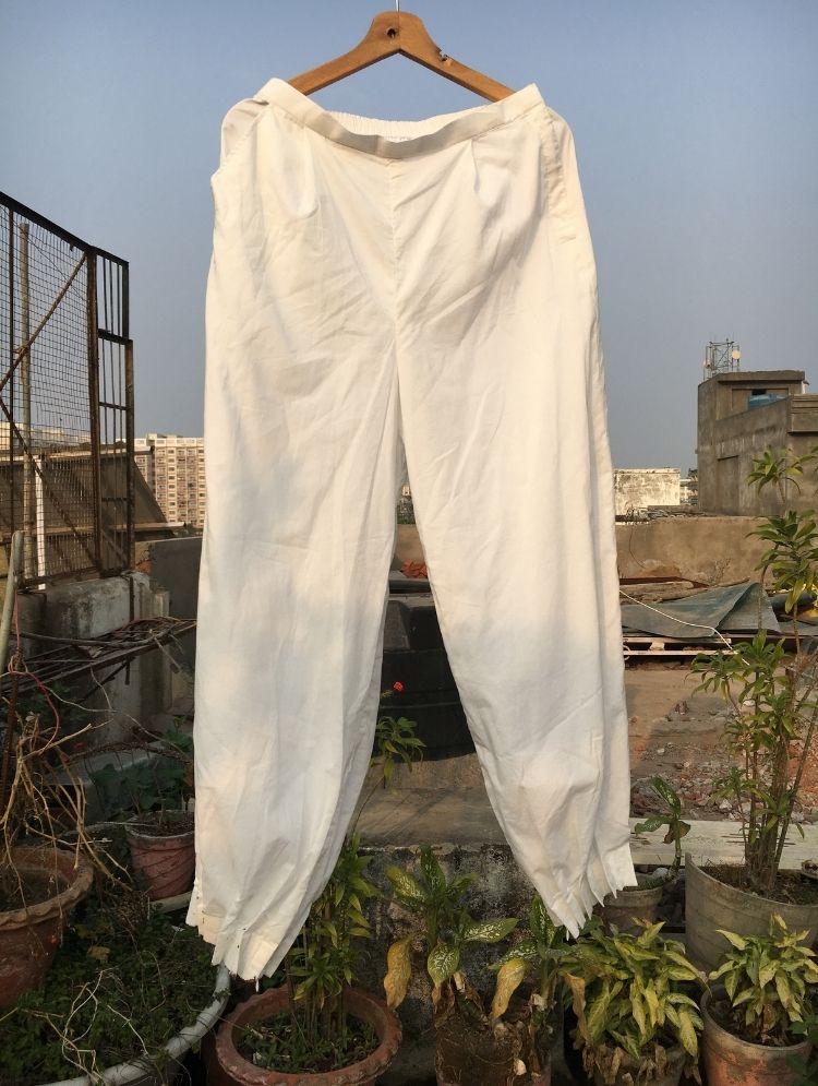 Studio Sample - 'COMFY' Off White Mulmul Cotton Pants