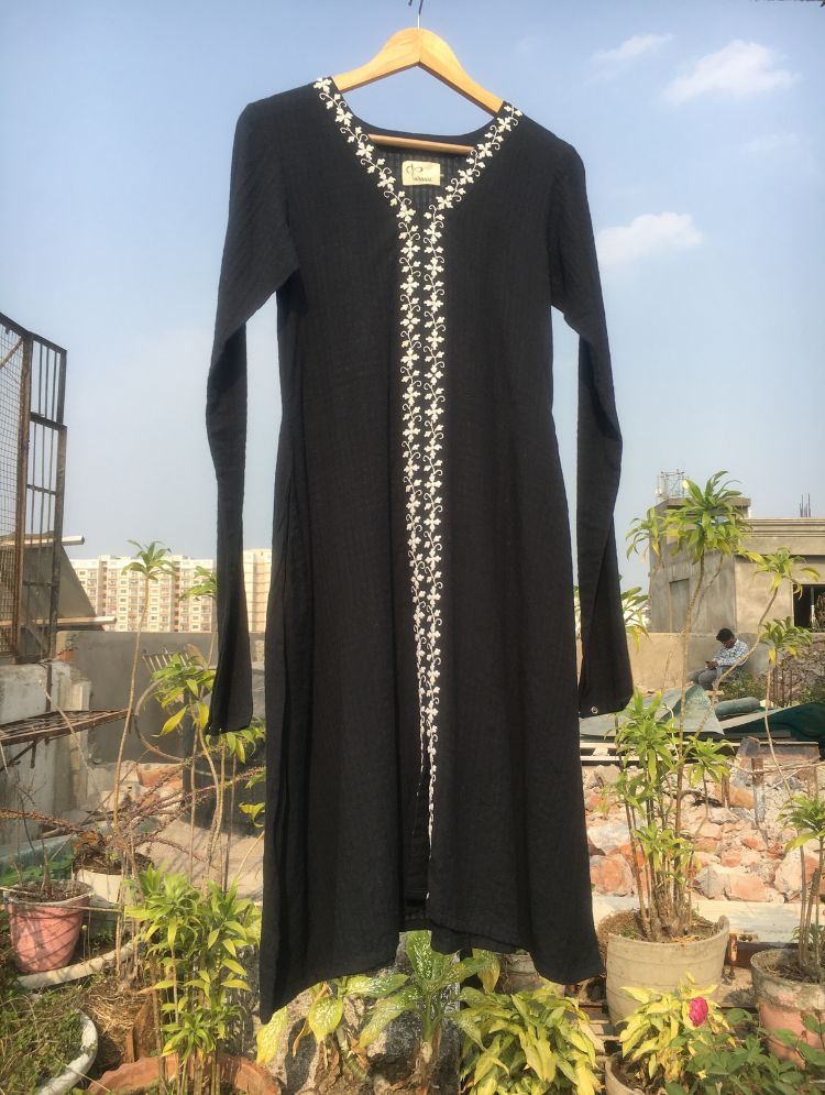 Studio Sample - 'AGELESS BEAUTY' Black Handwoven Cotton Dress (Copy)