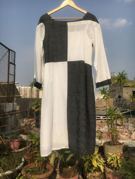 Studio Sample - 'HIERARCHY' Black And White Handwoven Cotton Dress