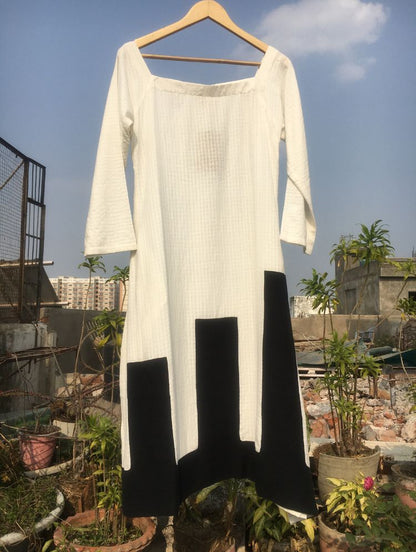 Studio Sample - 'WAY TO HEAVEN' Black And White Handwoven Cotton Dress