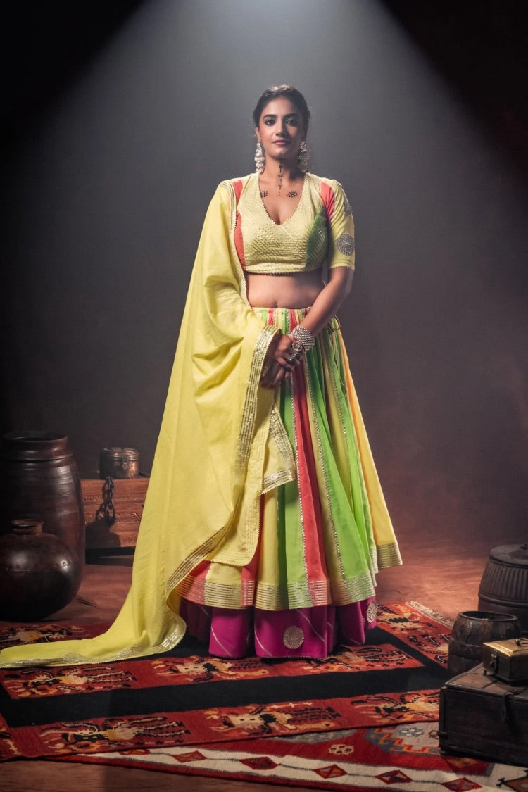 'RASEELI' Multicolor Double Layered Mulmul Cotton Kalidar Ghaghra