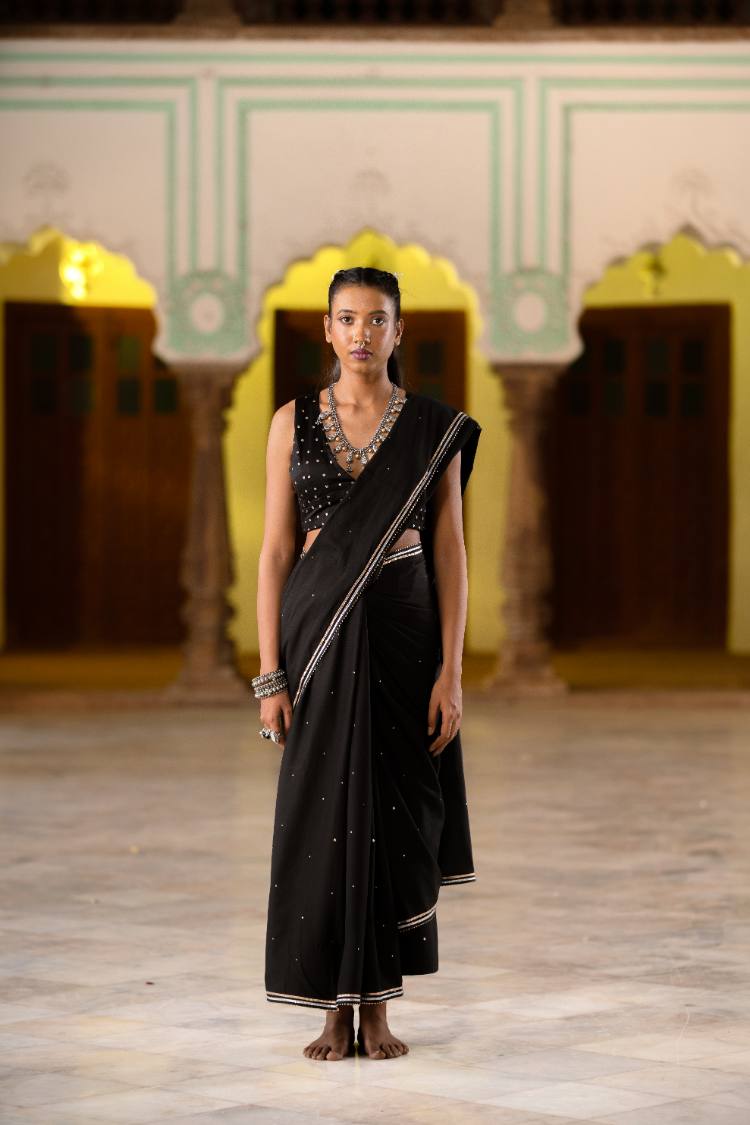 'ROZANA' Black Mulmul Cotton Mukaish Work Saree