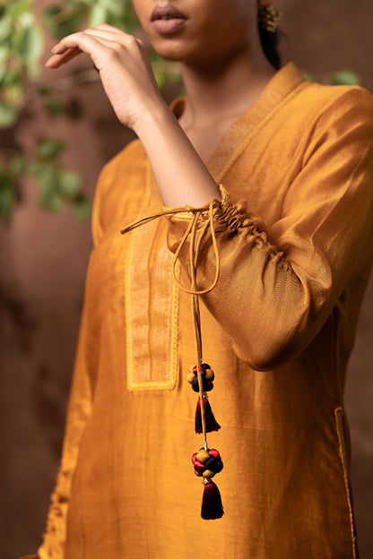 'DAIRA' Handloom Chanderi Silk Hand Embroidered Kurta, Pant & Dupatta Set