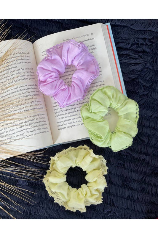 Zero Waste Mulmul Scrunchies (Set Of 3)