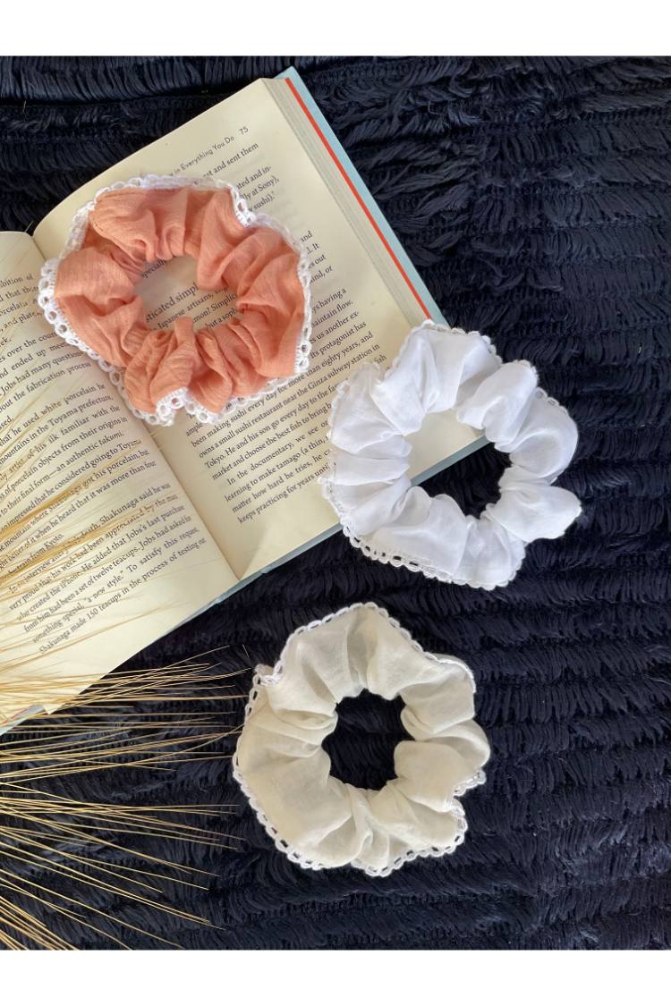 Zero Waste Mulmul Scrunchies (Set Of 3)