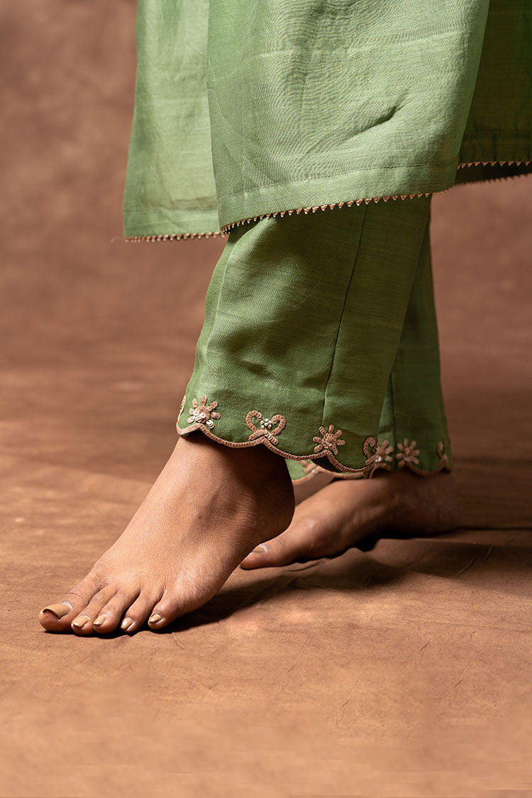 'HASEENA' Handloom Chanderi Silk Hand Embroidered Kurta, Pant & Dupatta Set