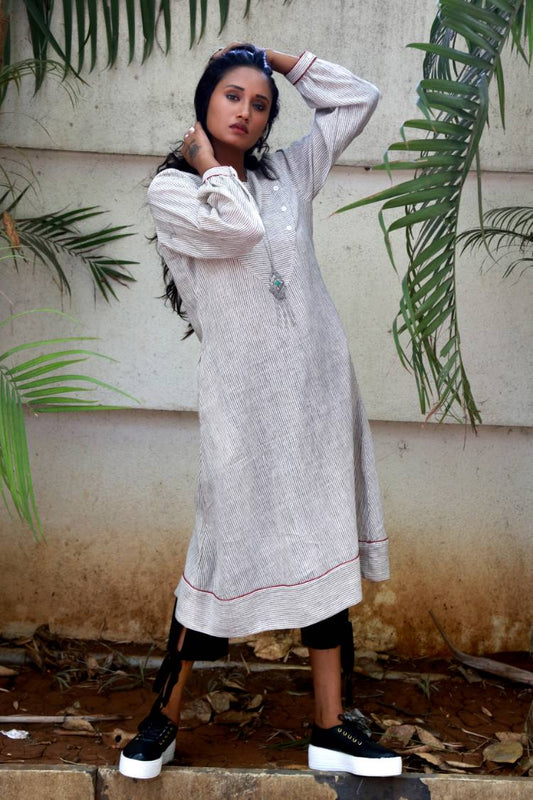 'PLAYING WITH LINES' Handspun Cotton Kurta